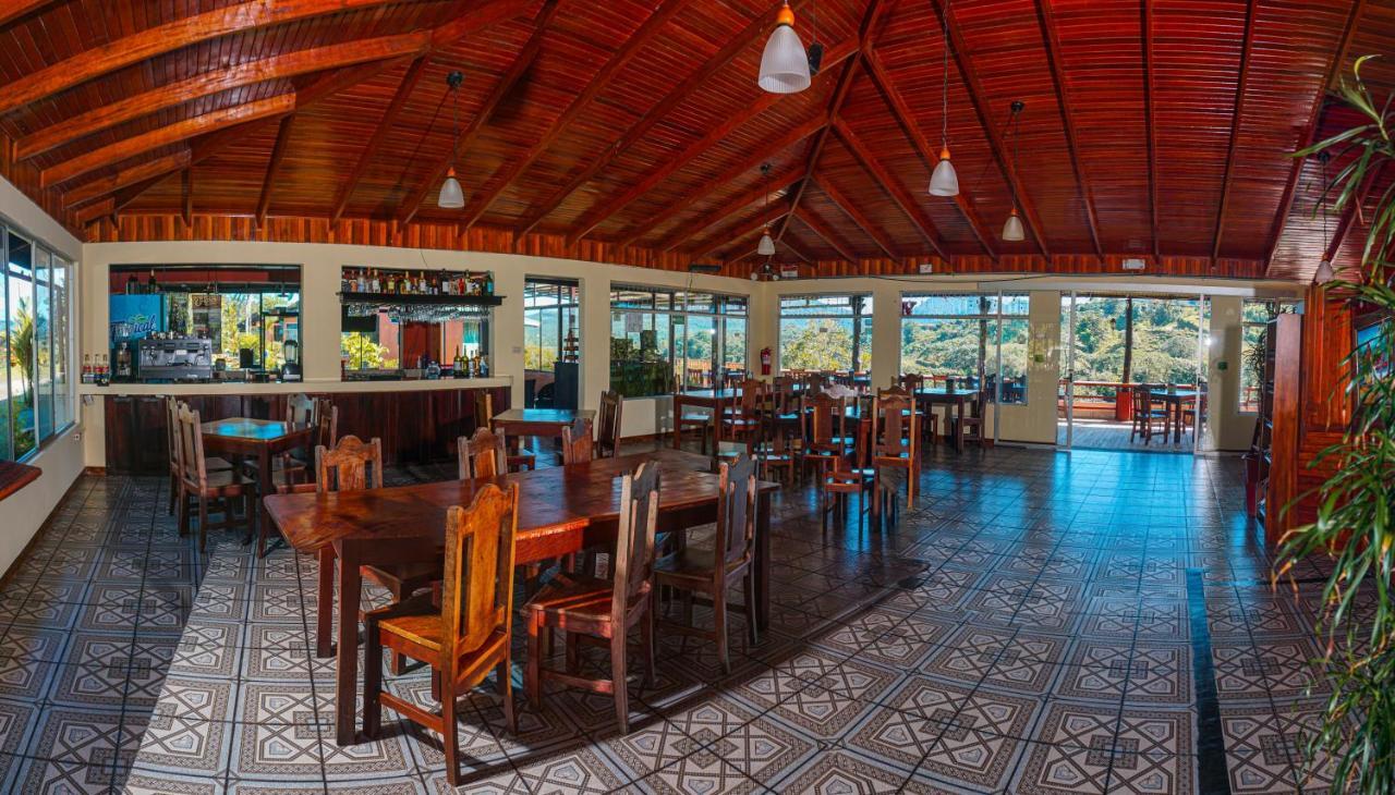 Chateau Arenal Hotel & Restaurante El Castillo Esterno foto