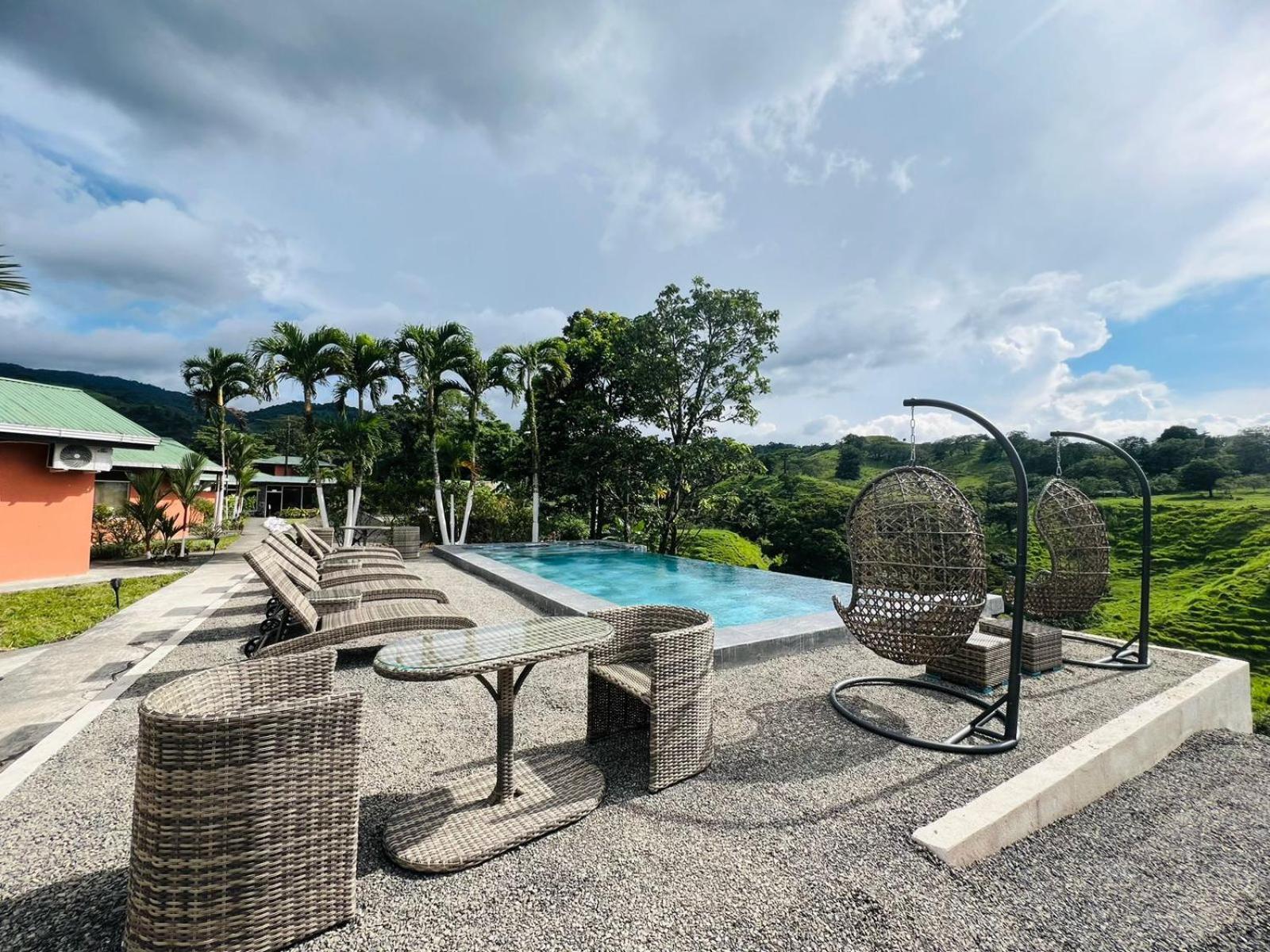 Chateau Arenal Hotel & Restaurante El Castillo Esterno foto