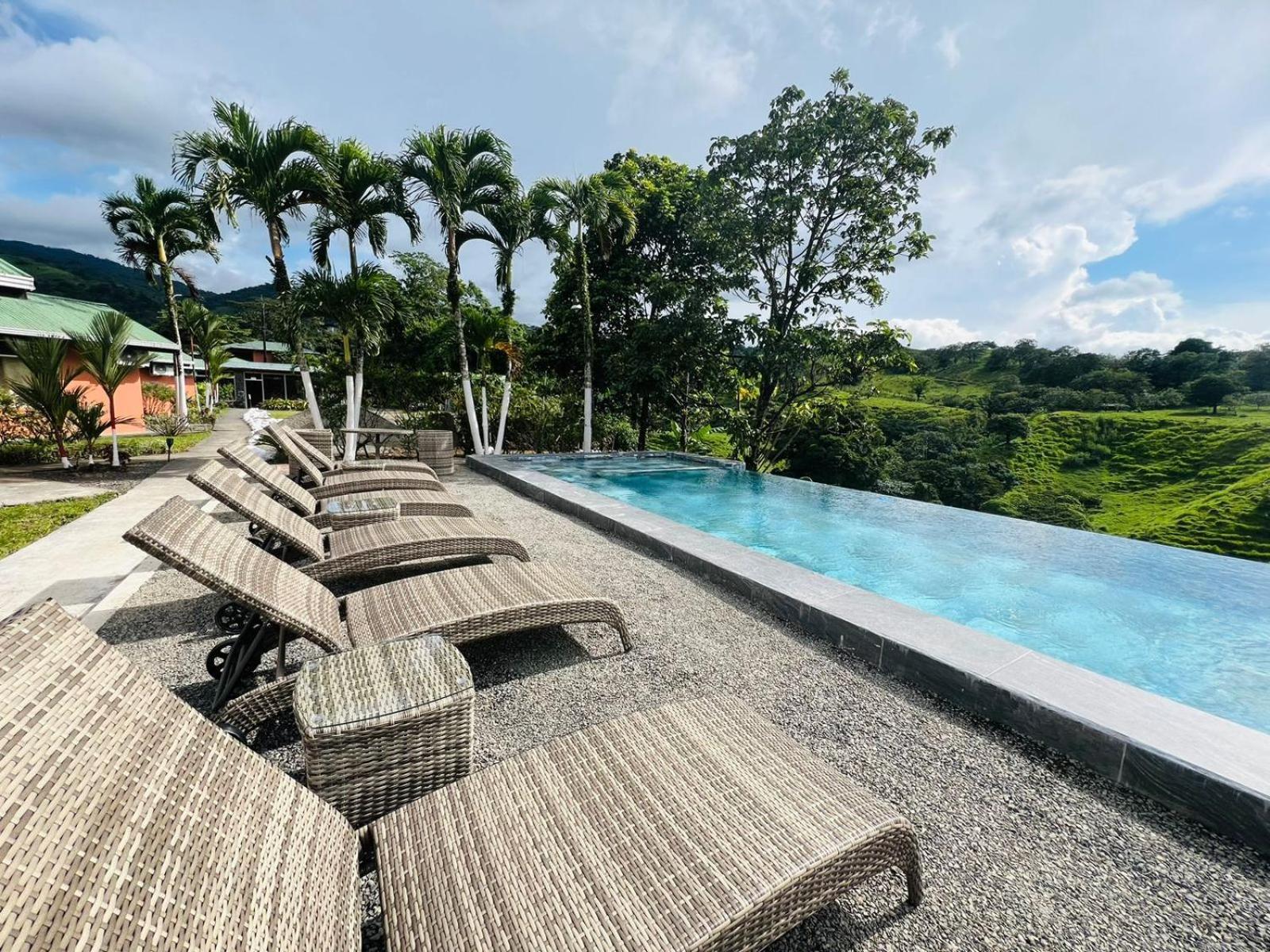 Chateau Arenal Hotel & Restaurante El Castillo Esterno foto