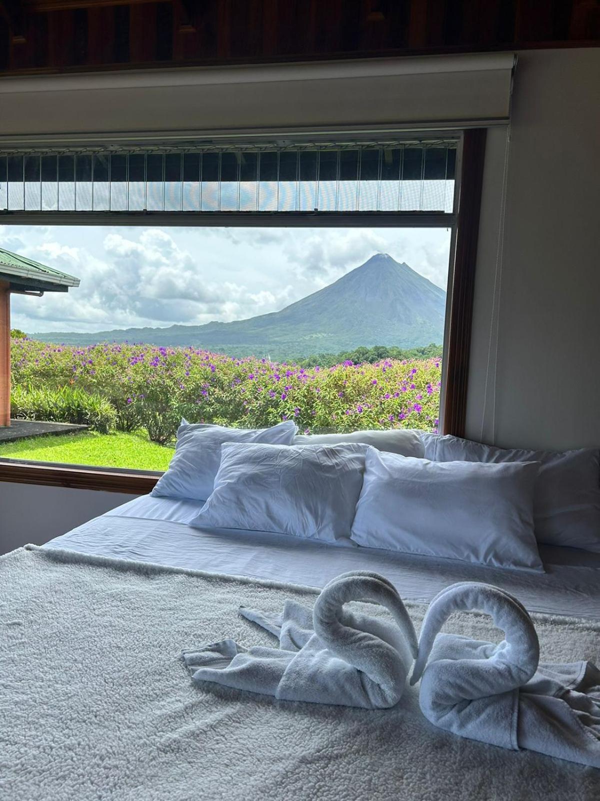Chateau Arenal Hotel & Restaurante El Castillo Esterno foto